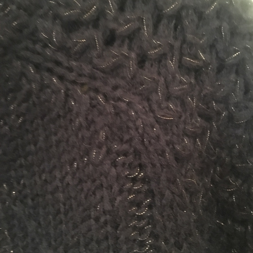 Sweater - Picture 2 of 3